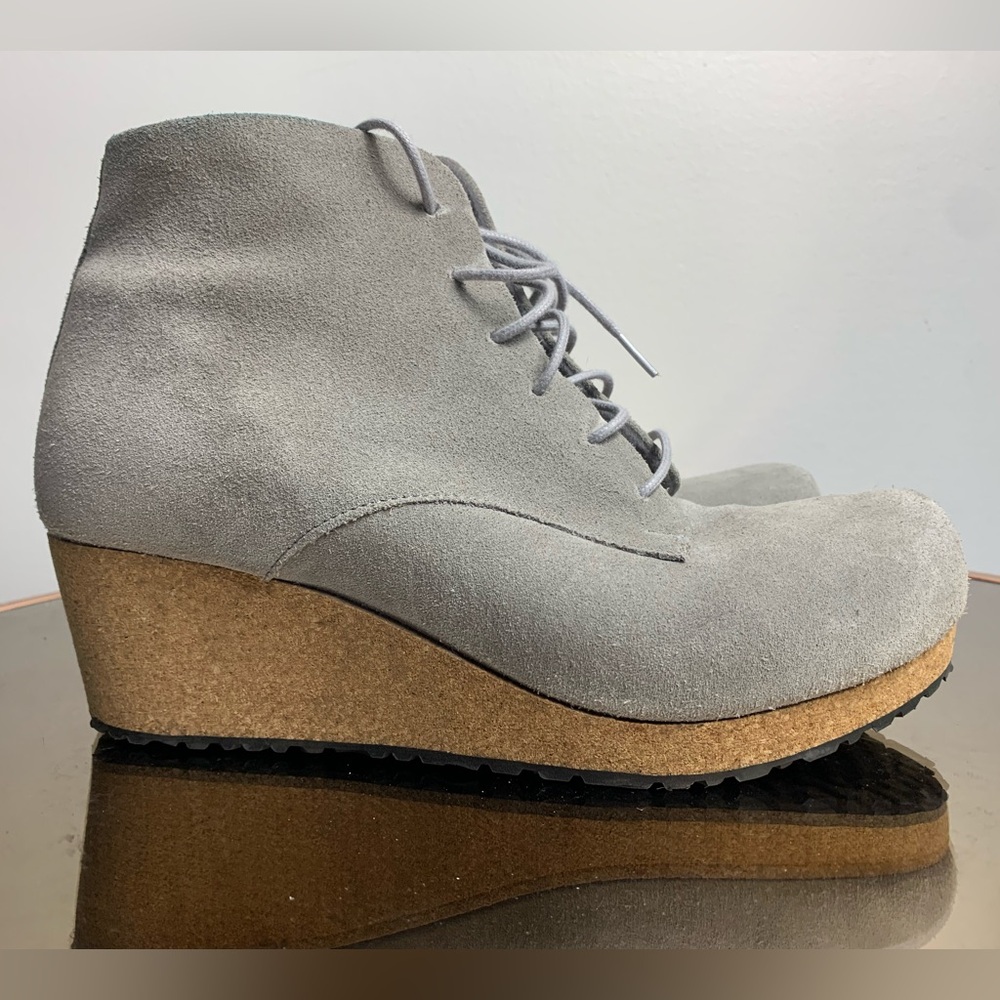 RARE Papillio Birkenstock Edith Gray Suede Ankle Boots with Tan Wedge